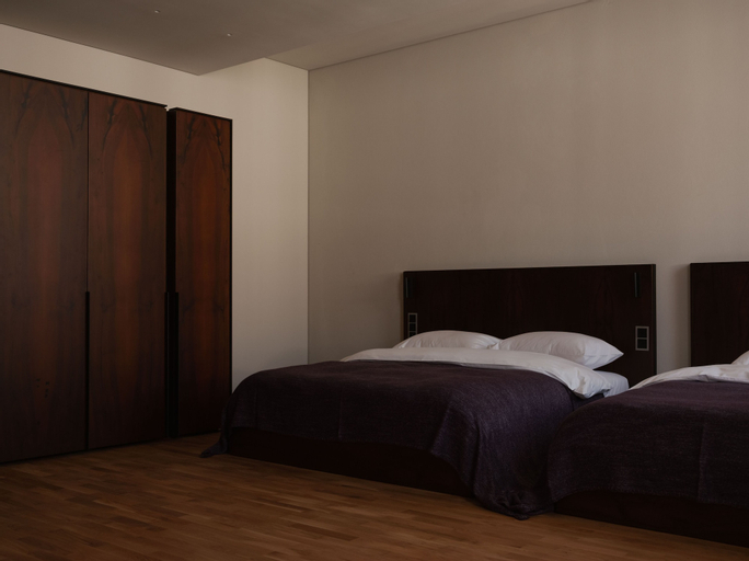 Bedroom 8