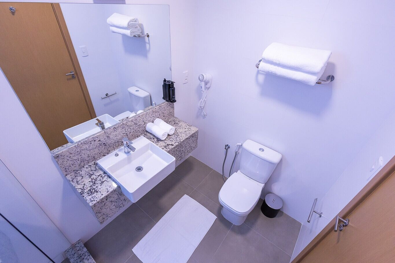 Bathroom 5, Hotel Caiuá Blumenau, Blumenau