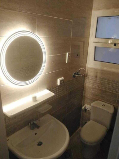 Bathroom 3, Cozy Hotel APt In Madinaty 10.103.10.12, New Cairo City