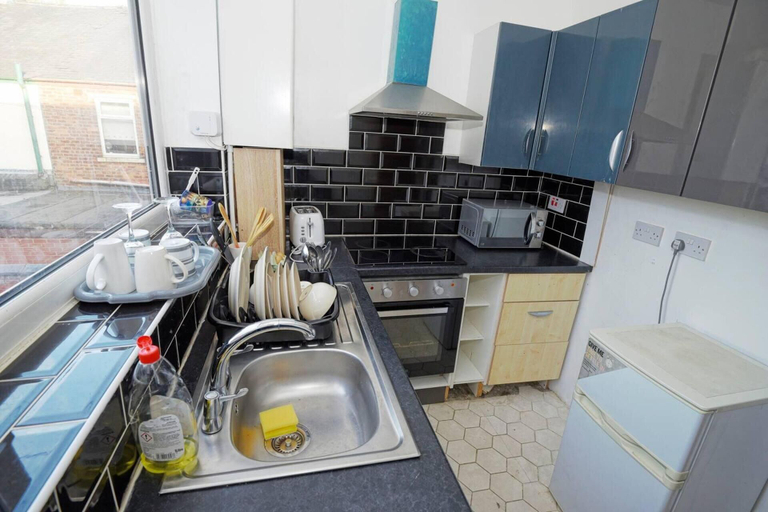 Others 5, 3-beds House in Manchester for up to 6 People, Manchester