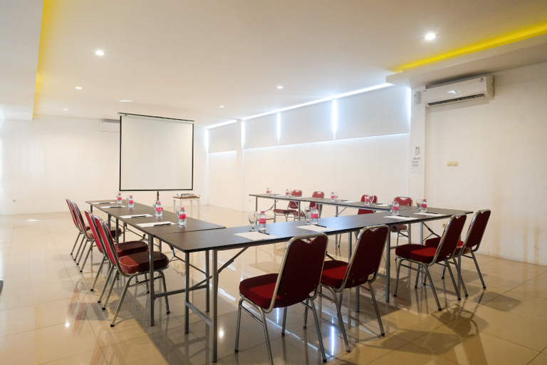Business Facilities 22