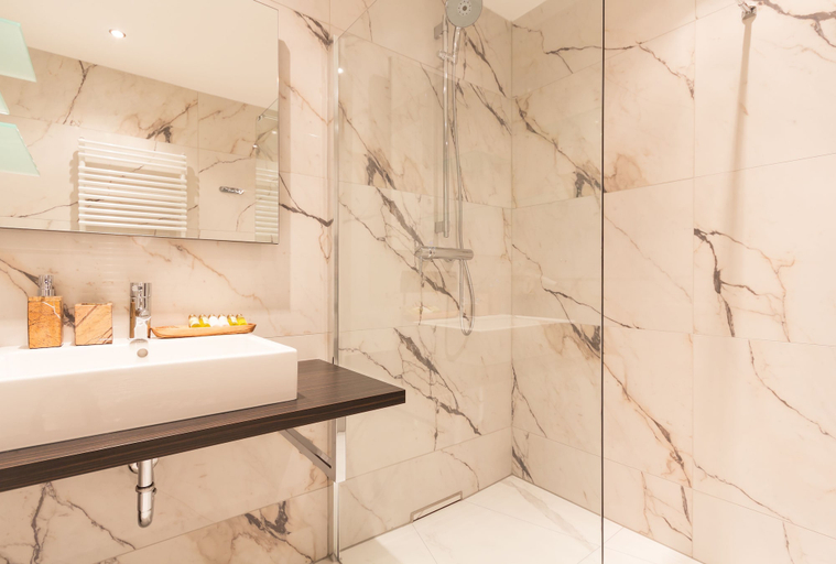 Bathroom 4, Abieshomes Serviced Apartments - Votivpark, Wien