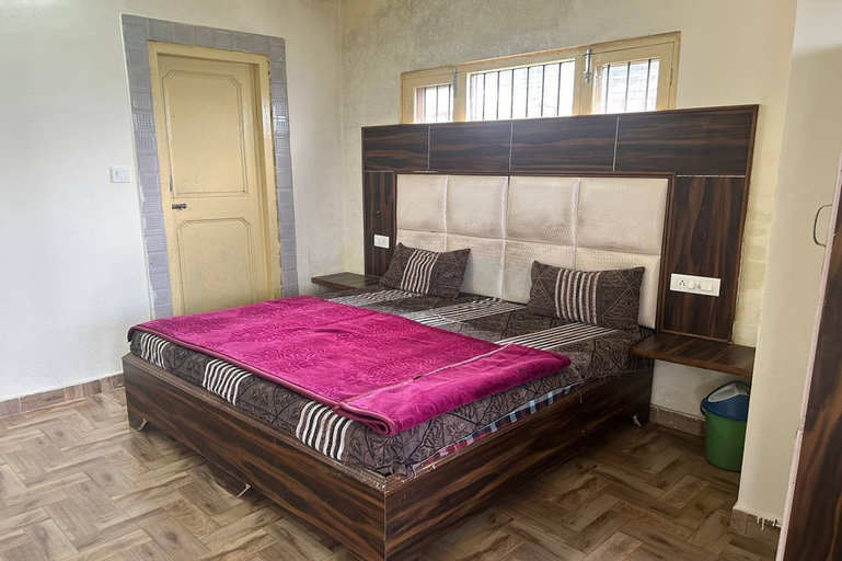 N V Villa Homestay, Solan