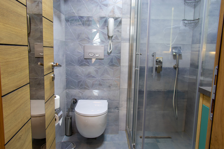 Bathroom 5, Peramis Hotel & Spa, Antalya