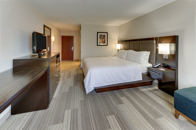 Bedroom 5, Holiday Inn Express & Suites DAYTON-CENTERVILLE by IHG, Montgomery