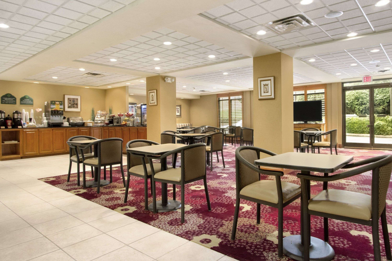 Food & Drinks 1, Wingate Inn Chattanooga, Hamilton