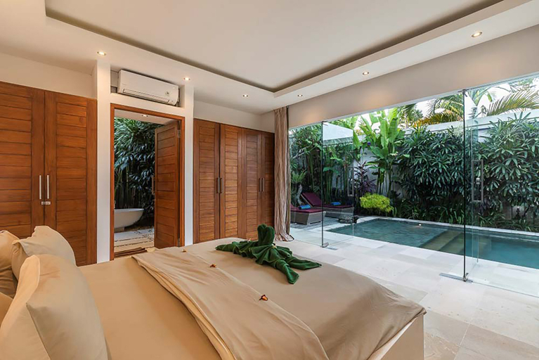 Others 2, Villa Kallayaan, Central Seminyak - 10 mins walk from Oberoi, Badung