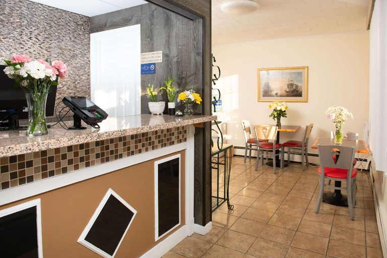 Public Area 3, Rodeway Inn Middletown - Newport, Newport