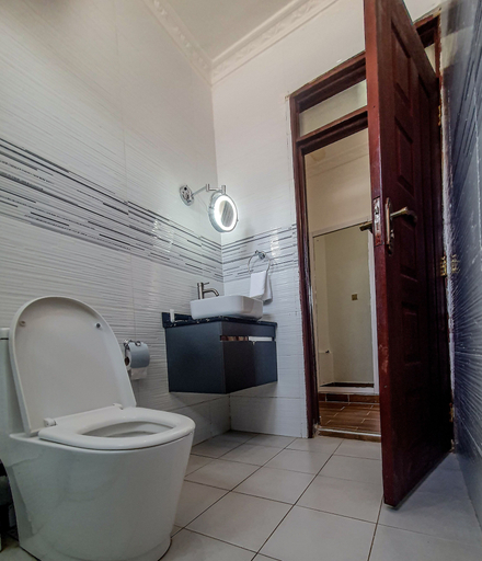 Others 4, Olmak Beach Resort, Karachuonyo