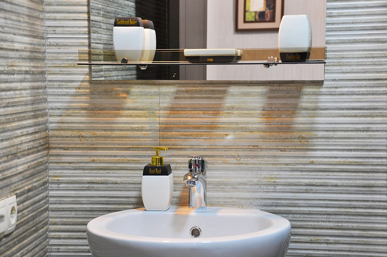 Bathroom 4, HB apartments Mari Brose, Tbilisi