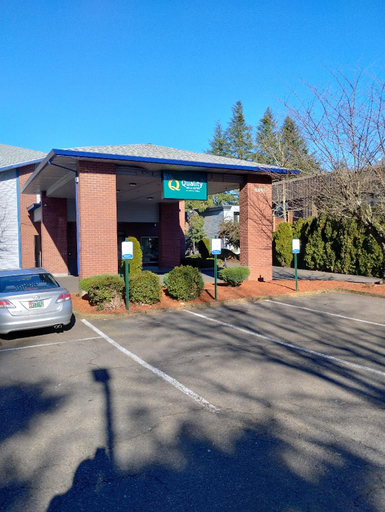 Exterior 11