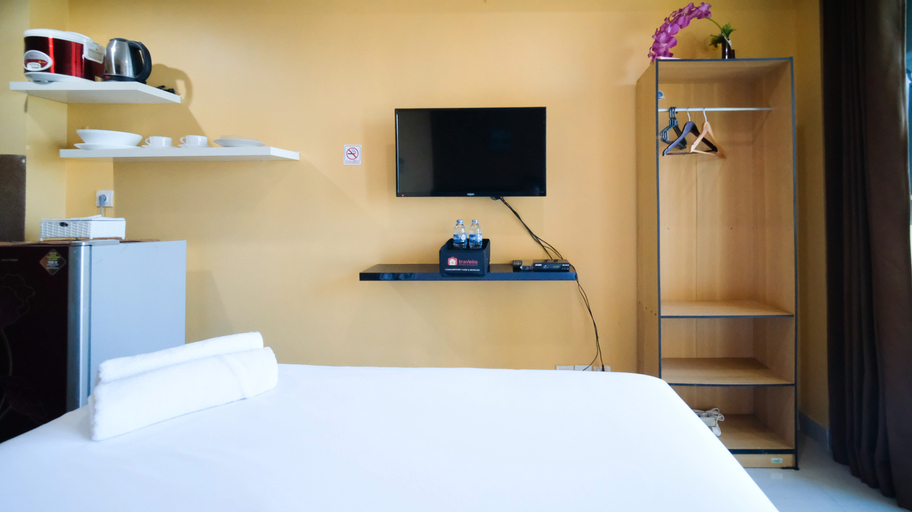 Bedroom 3, Best Location and Homey Studio at Tamansari Papilio Apartment By Travelio, Surabaya
