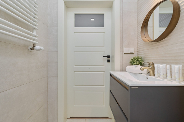 Bathroom 4, Bright Apartment Walońska 19 by Renters, Środa Śląska