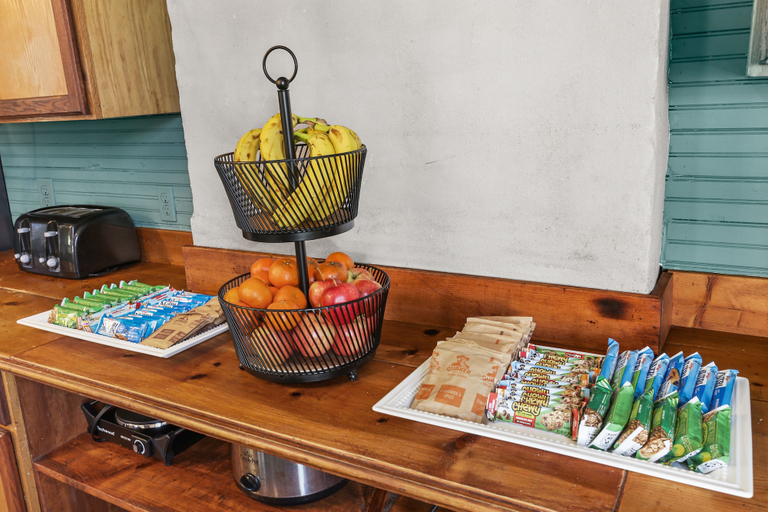 Food & Drinks 4, Site 61 Guesthouse, Orleans