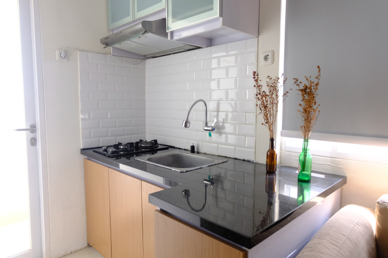 Others 4, Modern Look 2BR at Apartment Parahyangan Residence By Travelio, Bandung