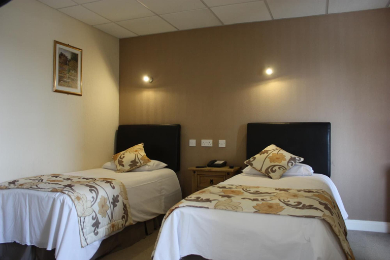 Bedroom 3, Oliver Cromwell Hotel, Cambridgeshire