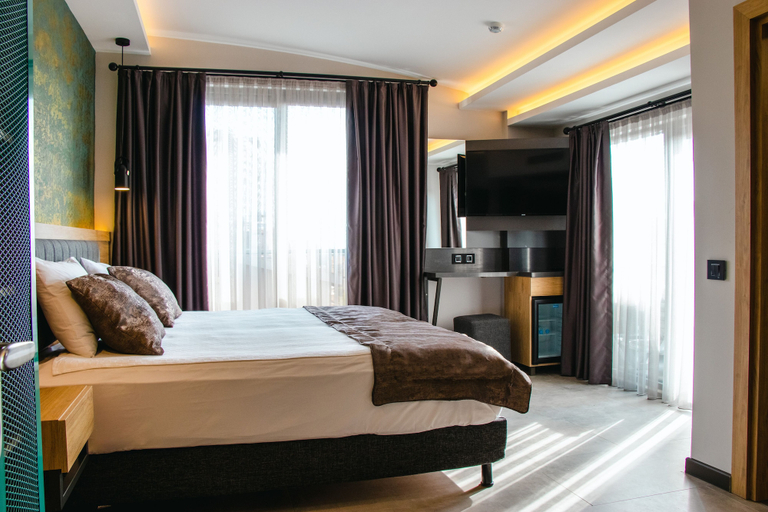 Bedroom 4, Peramis Hotel & Spa, Antalya