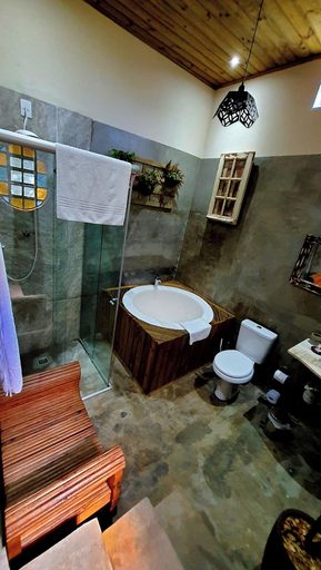 Bathroom 5, Sítio Belucci, Pinhalzinho