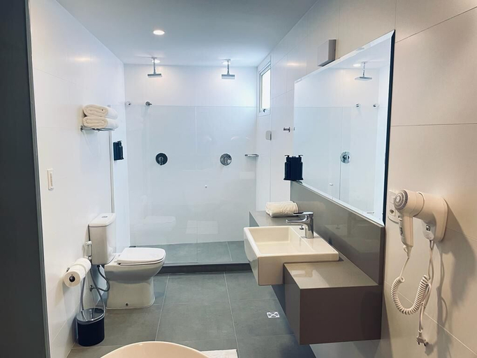 Bathroom 5, Hotel Caiuá Blumenau, Blumenau