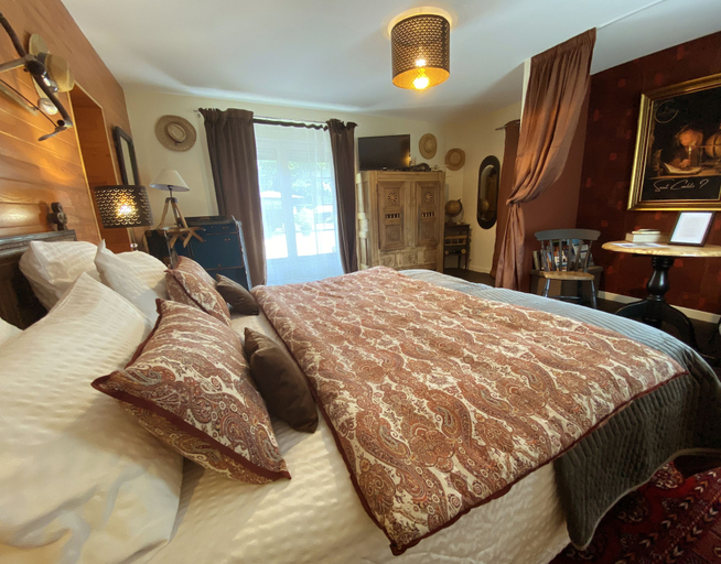 Bedroom 4, Les Pierres Bleues, Finistère