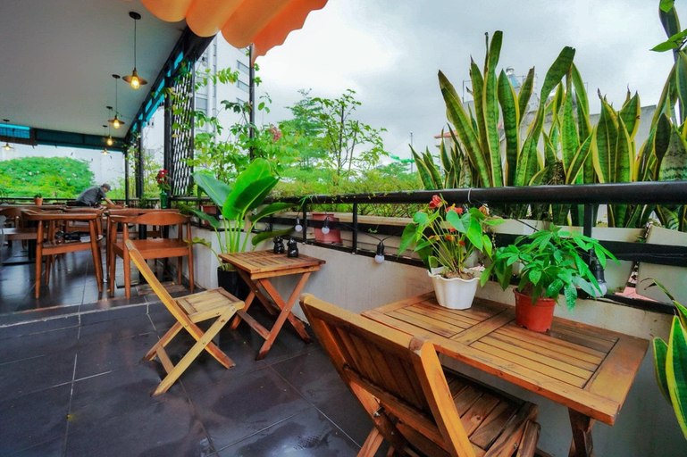Others 5, Giao Thong Hotel, Hai Bà Trưng