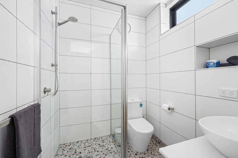 Bathroom 3, Peppertree Apartments, Wellington - Sale