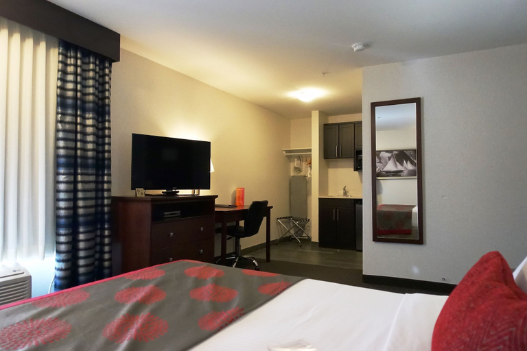 Bedroom 4, Ramada by Wyndham Moose Jaw, Division No. 7