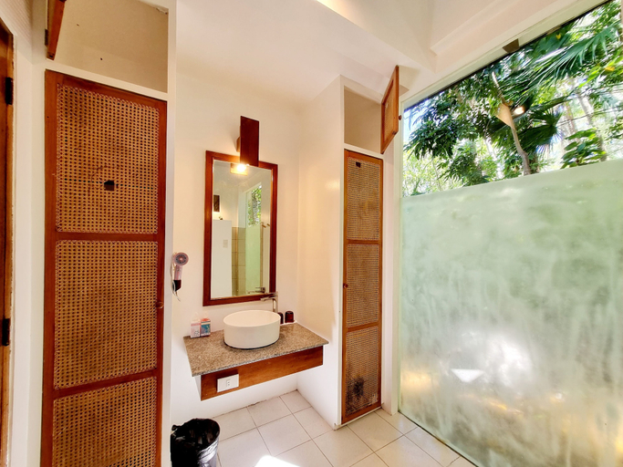 Bathroom 5, Casalay Boutique Villas and Dive, Puerto Galera