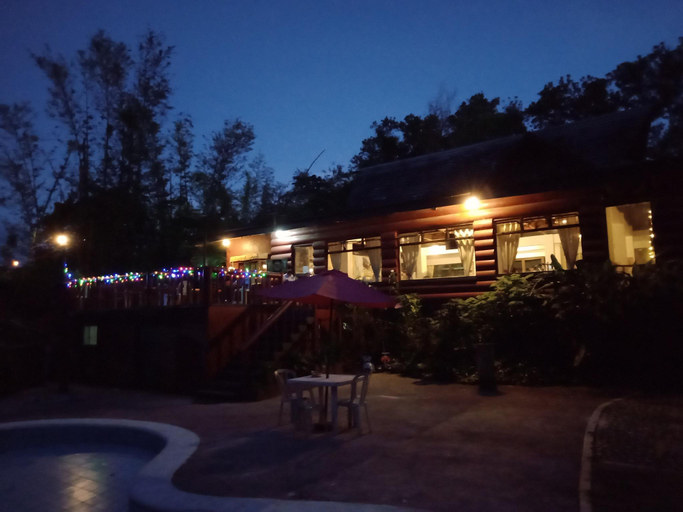 The Clubhouse Villa @ The Lincoln Place Resort, Tagaytay City