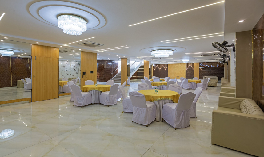 Food & Drinks 5, Treebo Premium Embassy Inn, Gautam Buddha Nagar