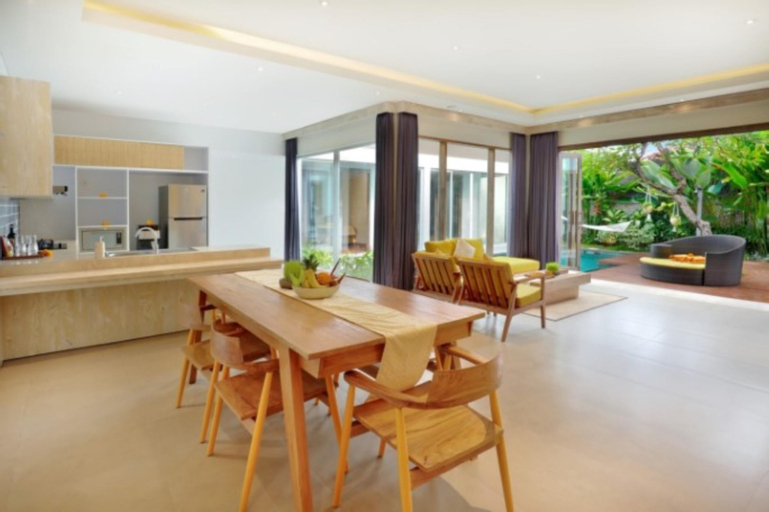 Dining Room 7
