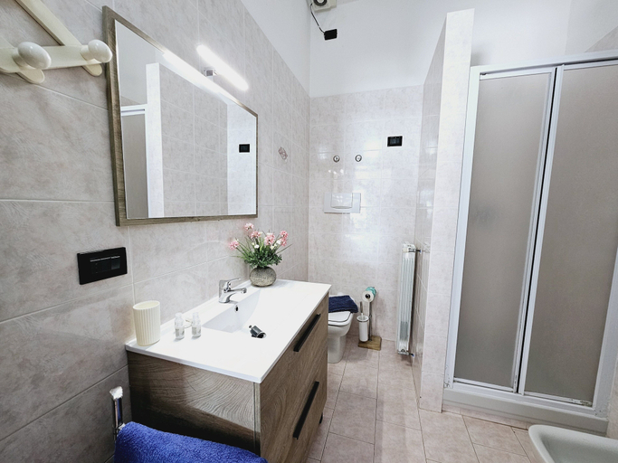 Bathroom 4, Le Villette di Ruoni, Olbia-Tempio