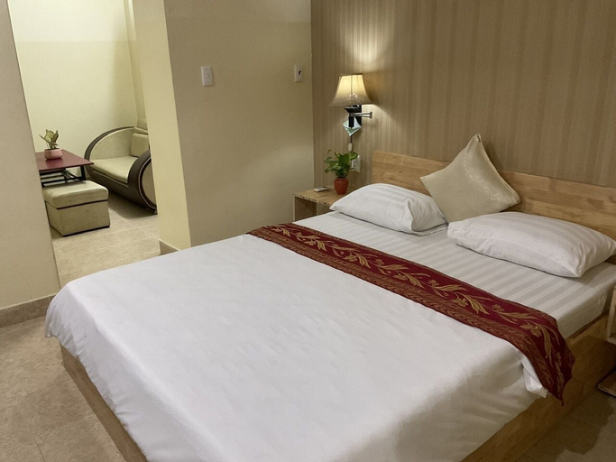 Bedroom 13