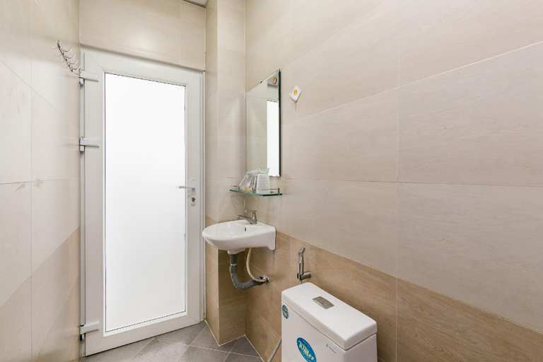 Bathroom 4, Vinh Phu Gia Hotel, District 7