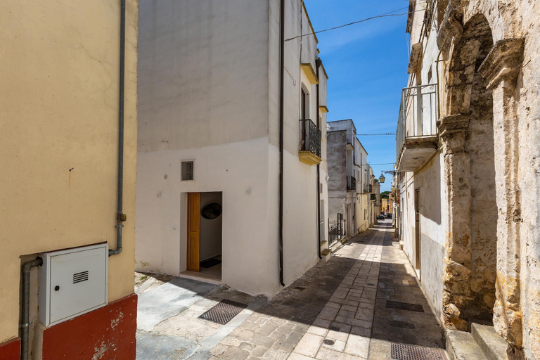 Exterior, 3482 Vico dei Mille by Barbarhouse, Lecce