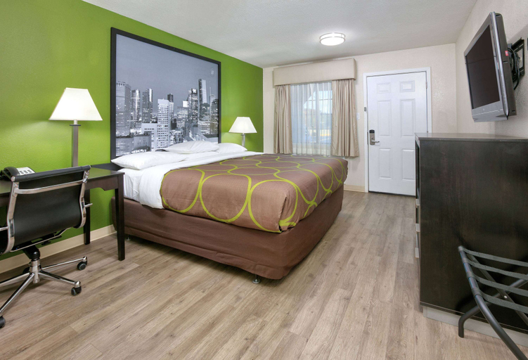 Bedroom 4, Super 8 by Wyndham Palestine, Anderson