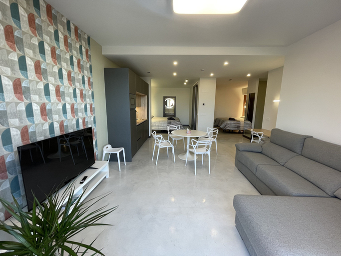 Others 4, Apartamentos Aljama, Burgos
