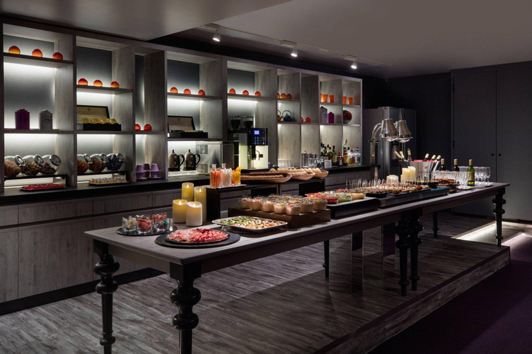 Restaurant 24
