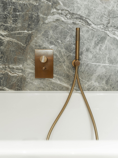Bathroom 5, Fahrenheit seven Courchevel, Savoie