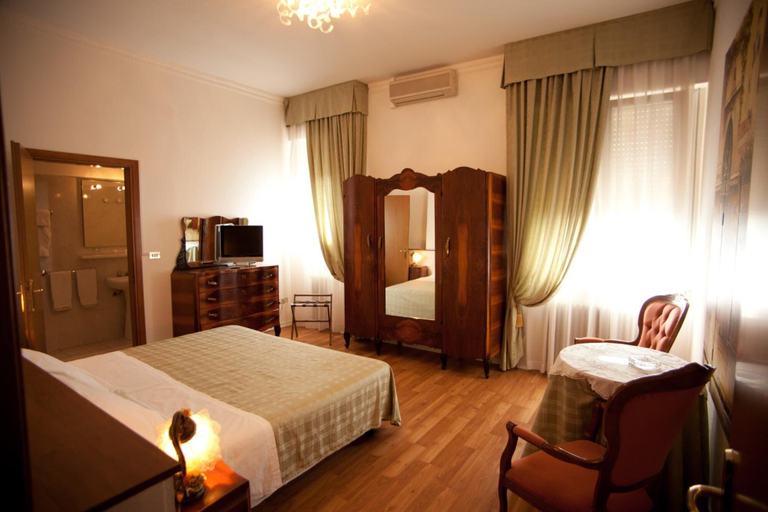 Bedroom 2, Hotel Mini Palace Country House, Bologna