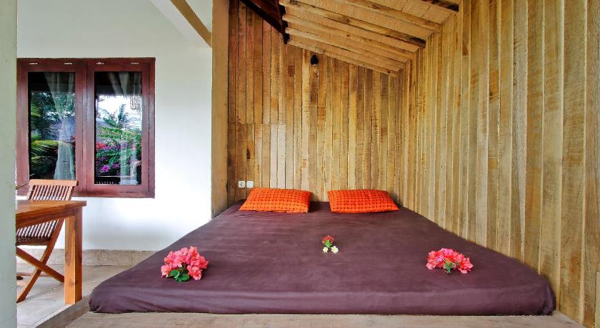 Bedroom 2, Coconut Dream Bungalow, Lombok