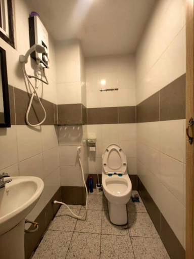 Bathroom 5, Kundasang Mount Garden, Ranau