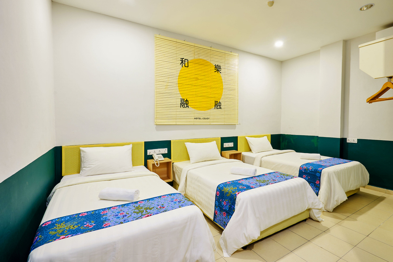 Cojoy Hotel Chinatown - Tap to explore photos