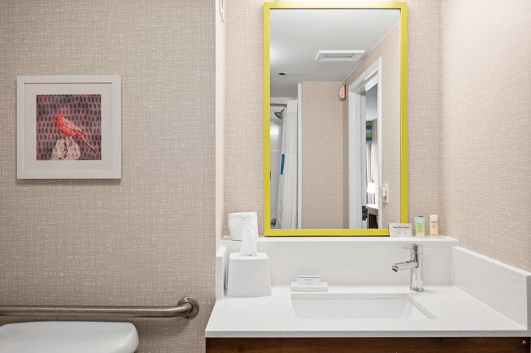 Bathroom 4, Hampton Inn Cleveland-Westlake, Cuyahoga