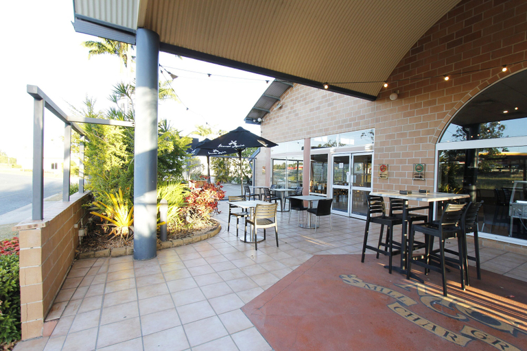 Food & Drinks 5, Windmill Motel and Events Centre, Mackay - Pt A