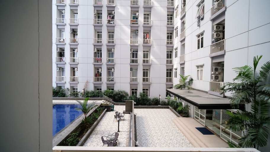 Exterior & Views, Compact and Cozy Stay Studio at Bale Hinggil Apartment By Travelio, Surabaya