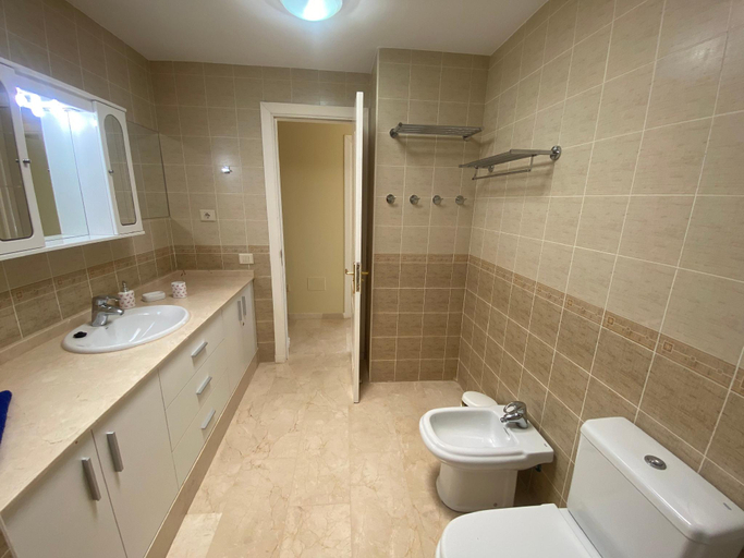 Bathroom 2, Apartment With Jacuzzi and pool access, Las Palmas