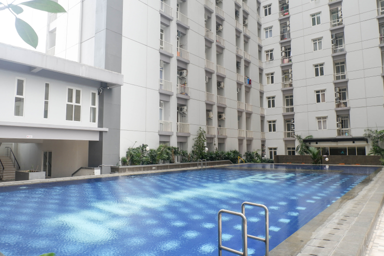 Sport & Beauty, Tidy and Comfy Studio at Bale Hinggil Apartment By Travelio, Surabaya