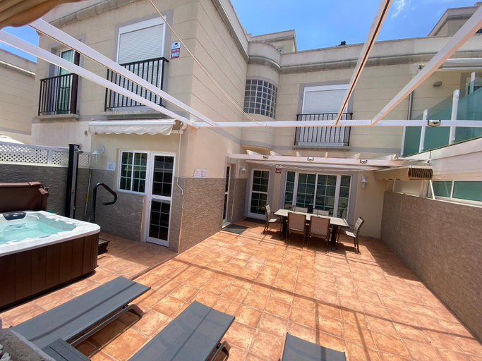 Others 3, Apartment With Jacuzzi and pool access, Las Palmas
