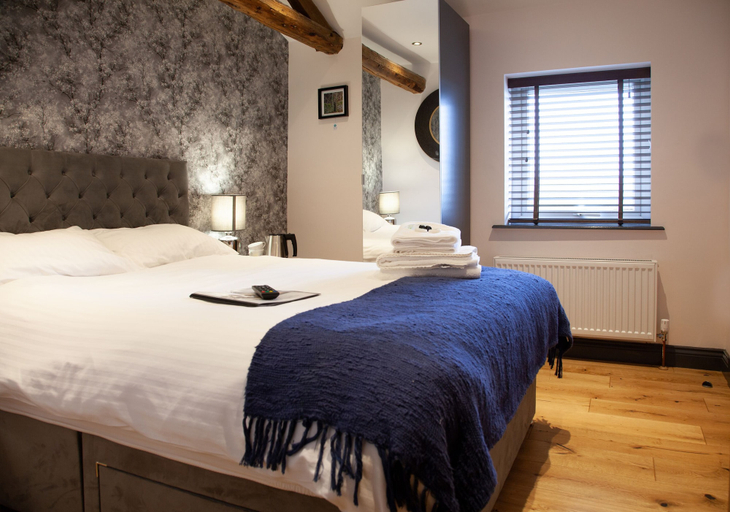Bedroom 2, The Boshaw Trout, Kirklees